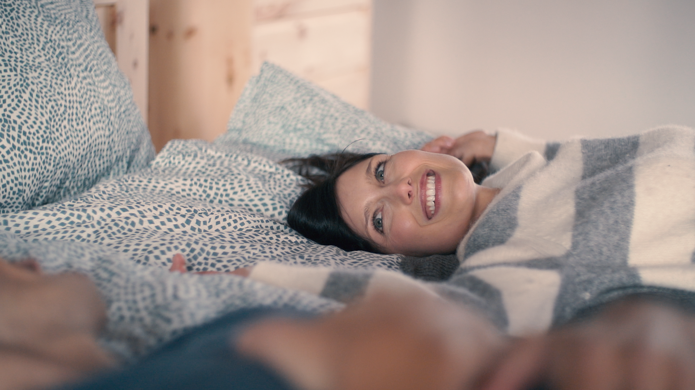 Zirbenbett Zirbenholzbett Holzbett aus Zirbenholz ZIrbenbetten Doppelbett aus Holz handgemachtes Bett Zirbenwelt