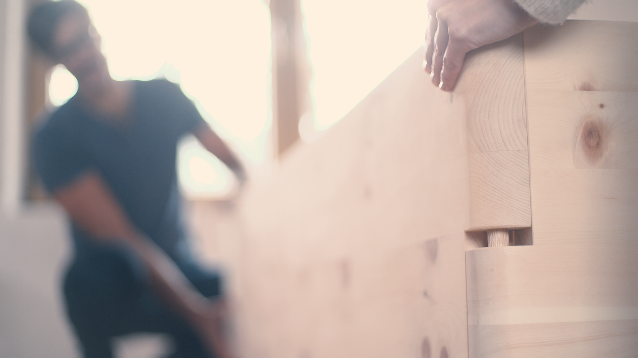 Zirbenwelt Stecksystem einfacher Aufbau ohne Werkzeug Zirbenbett aufbauen Bett aus Zirbenholz