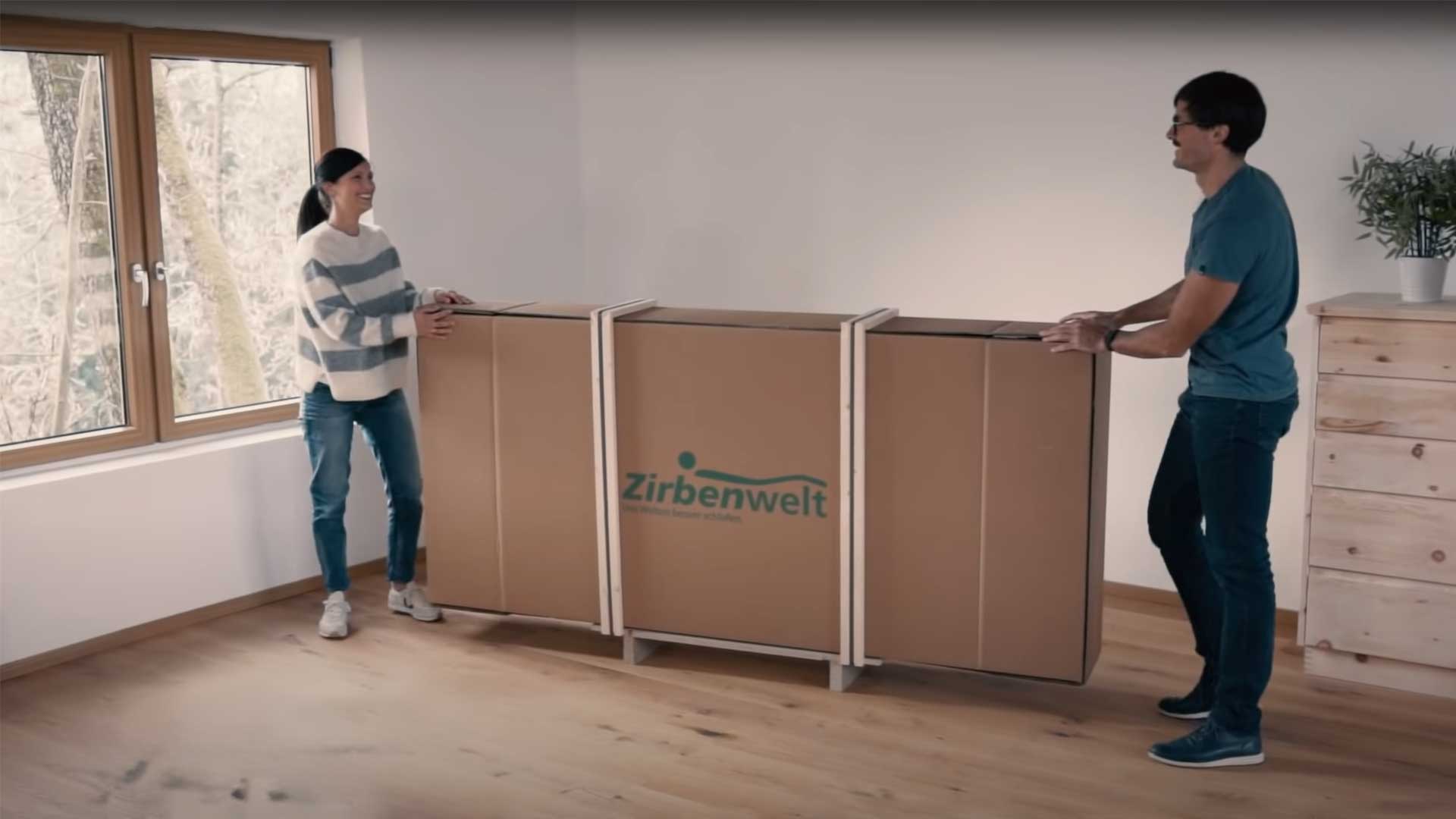 Zirbenwelt Zirbenmöbel Zirbenbetten online bestellen Kärnten Österreich Zirbenvollholz Holzmöbel Zirbenwelt Verpackung