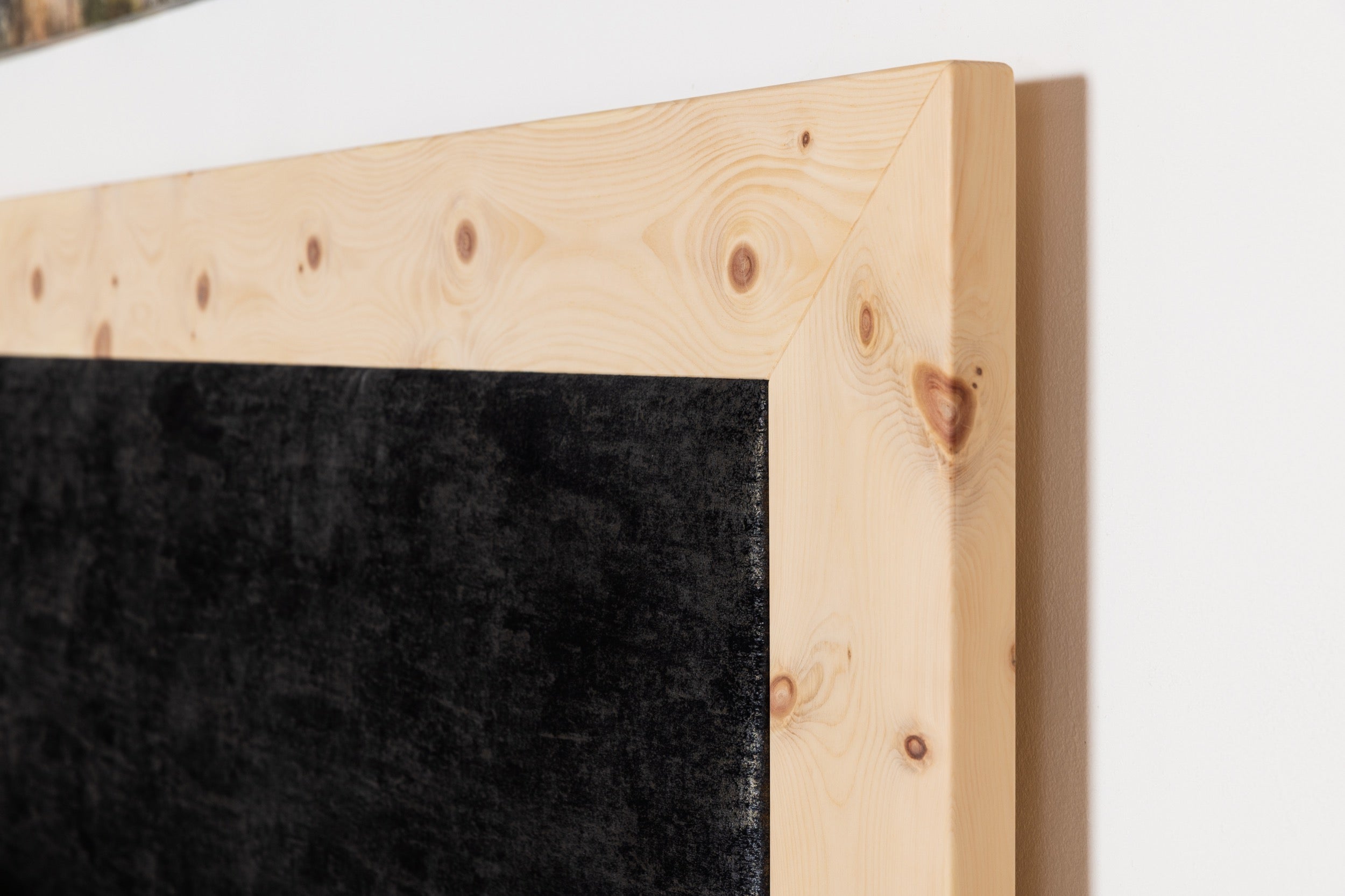 Zirbenbett Box aus Zirbenholz für ein natürliches und gesundes Schlafklima