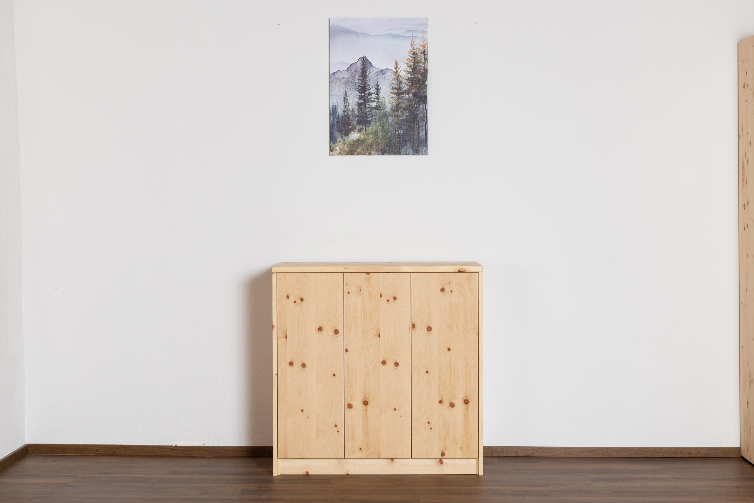 Sideboard aus massivem österreichischem Zirbenholz mit 3 Türen im zeitlosen Design